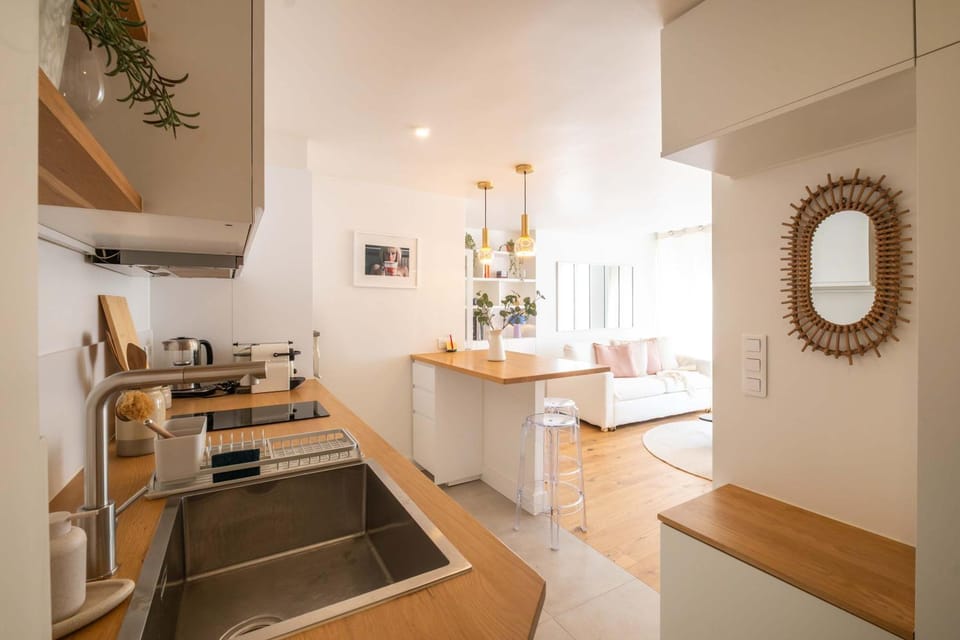 Cozy Renovated Apartment Heart of Paris Apartment in Paris