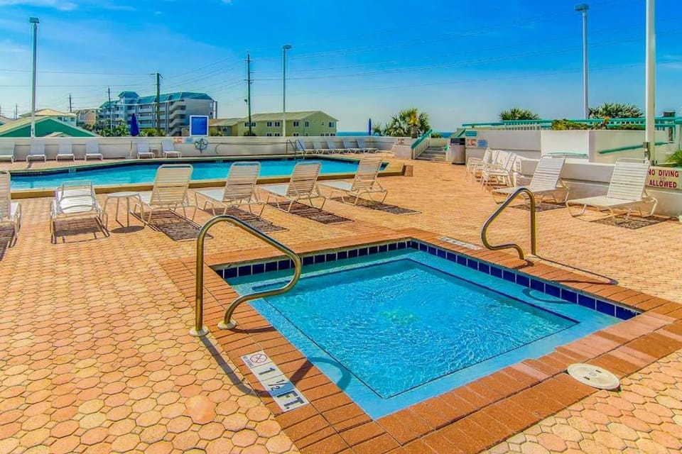 Beautiful beachfront condo with shared pool tennis & beach access House in Miramar Beach