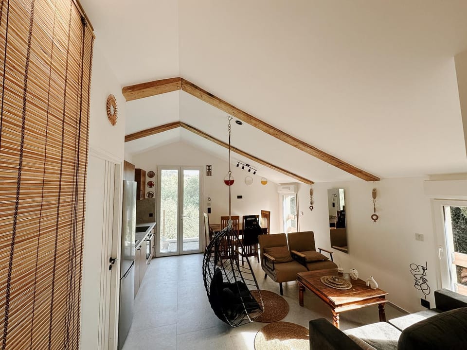 Guest House au Coeur de Nice Apartment in 06340 La Trinité, France
