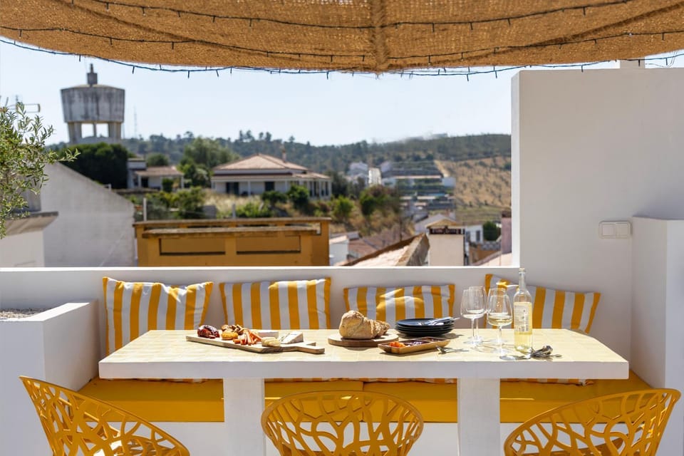 Patio, Day, View (from property/room), Balcony/Terrace, Food and drinks, Dining area