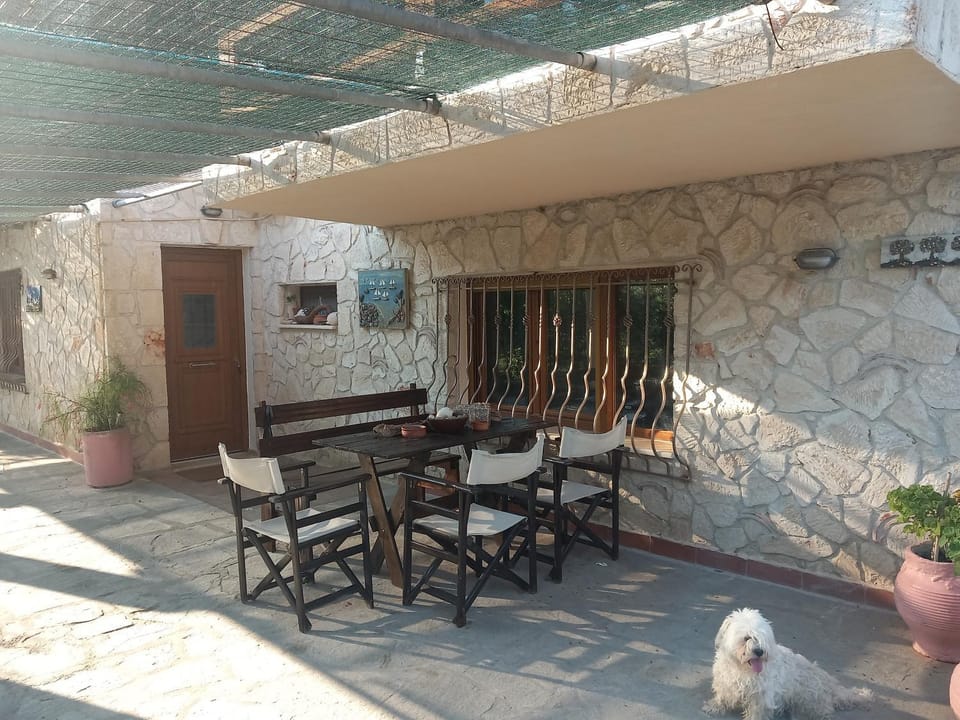 Property building, Patio, Day, View (from property/room), Balcony/Terrace, Dining area