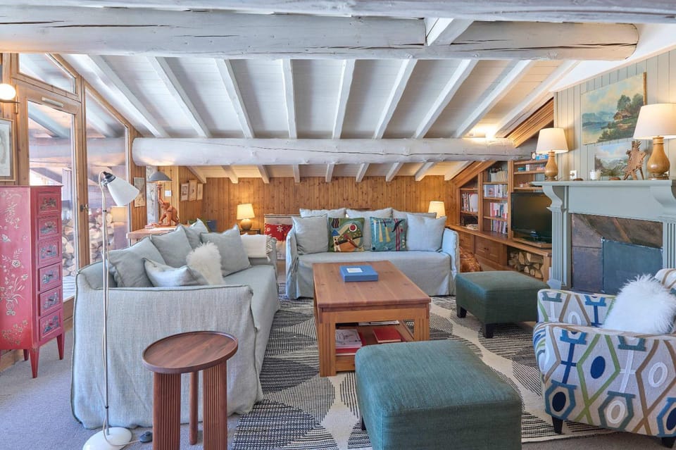 Vieux Village by One of A Kind Travel Apartment in Val dIsere