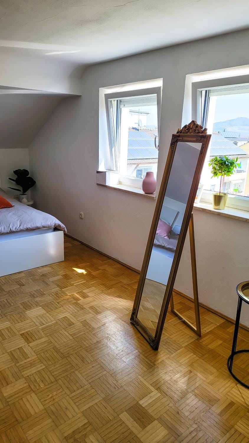 DG L- 40m2 2-Zimmer Wohnung 15 min von Salzburg entfernt Apartment in Berchtesgadener Land