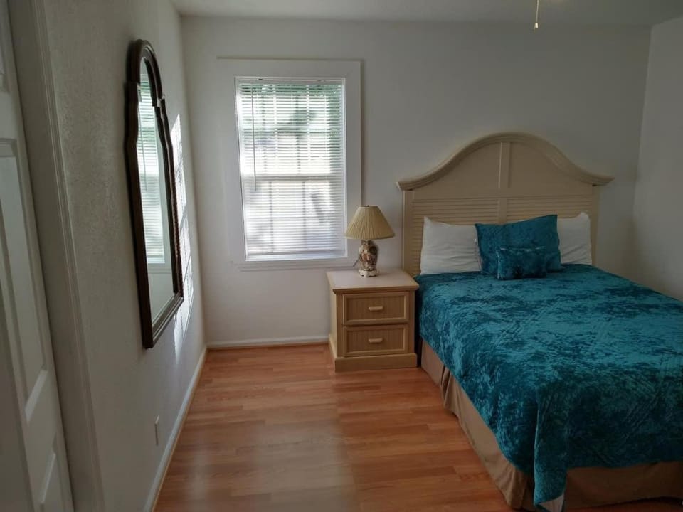 Mack Street 2 Bedroom Brunswick Great Location House in Glynn Heights
