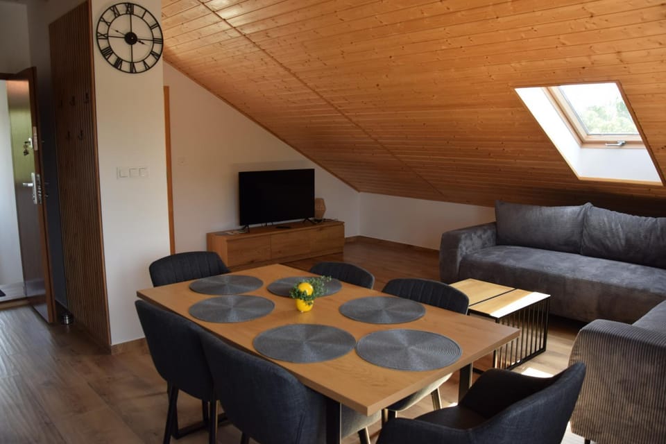 Apartament pod Orzechem IV Apartment in Pomeranian Voivodeship
