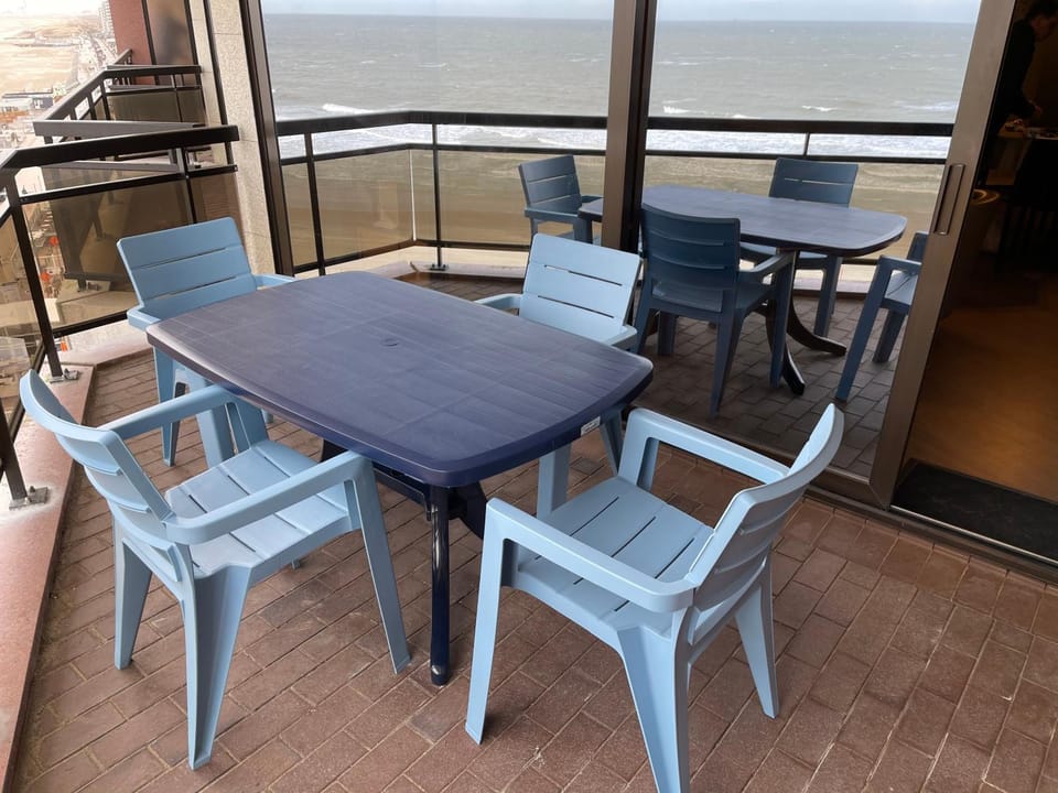 Studio with Seaview Apartment in Flanders