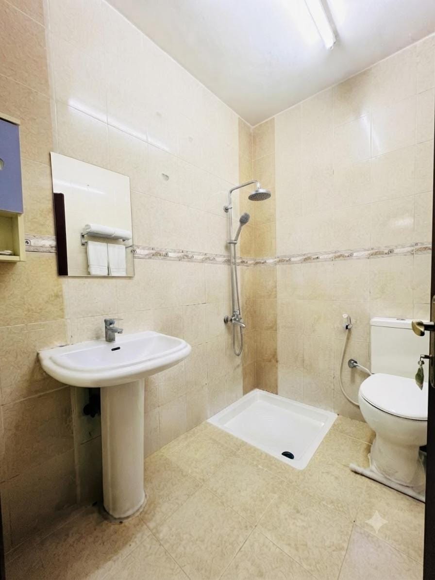 Toilet, Bathroom