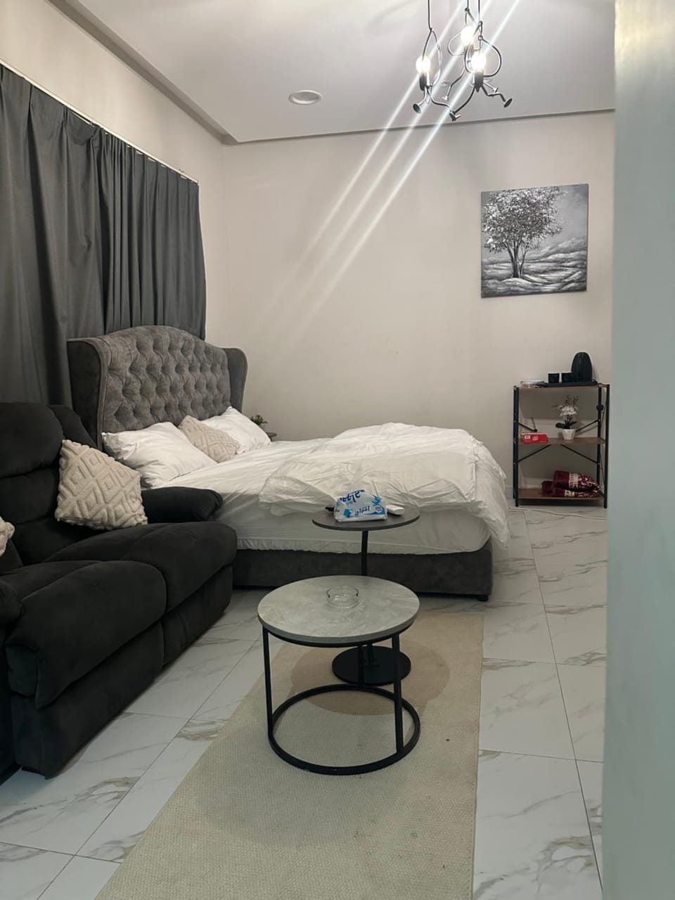 Private room with bathroom, near the beach & all services Apartment in Al Khobar