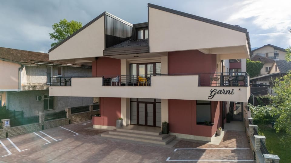 Property building, Balcony/Terrace