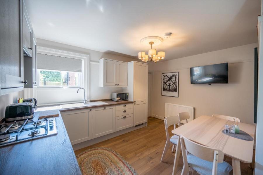 Beautiful 3 bed 2 bath Leiston Apartment in Leiston
