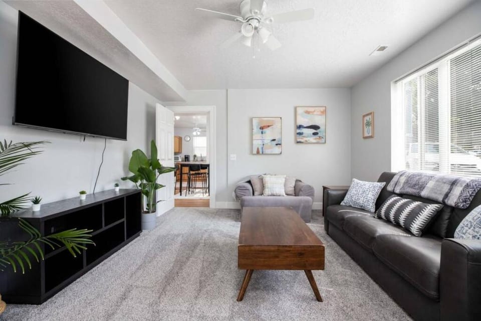 Historic Avenues Two Bedroom Suite Apartment in Salt Lake City