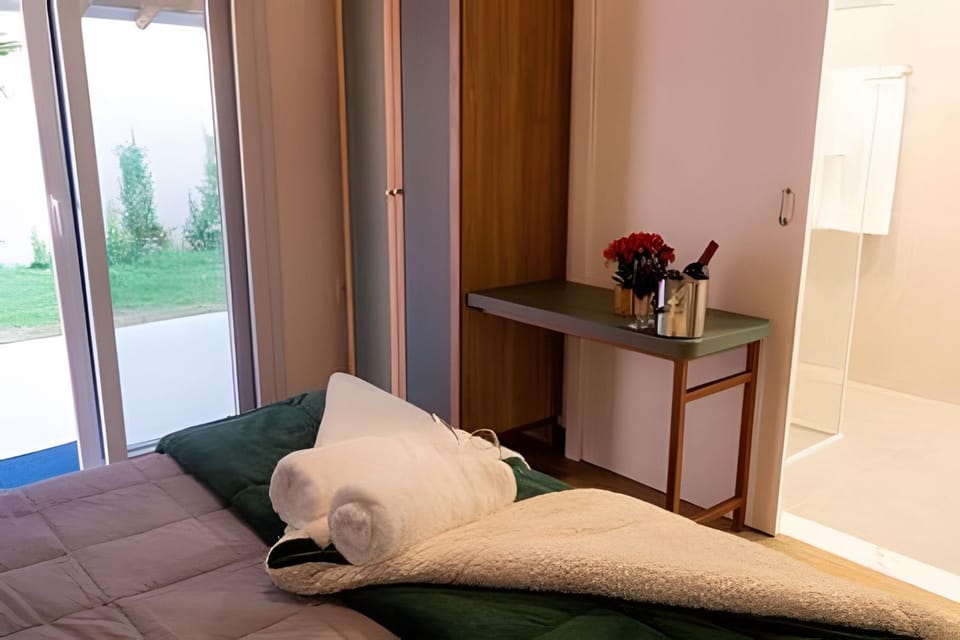 Toilet, Bedroom