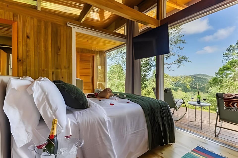 Bed, Mountain view