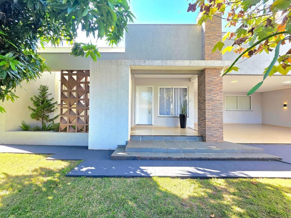 House with 3 suites, excellent leisure area, Vila A. House in Foz do Iguaçu