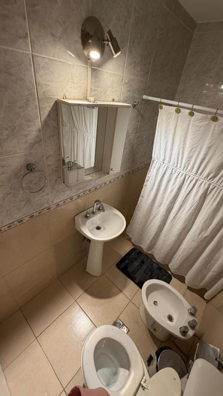 Depto moderno con cochera y excelente ubicación Apartment in San Juan