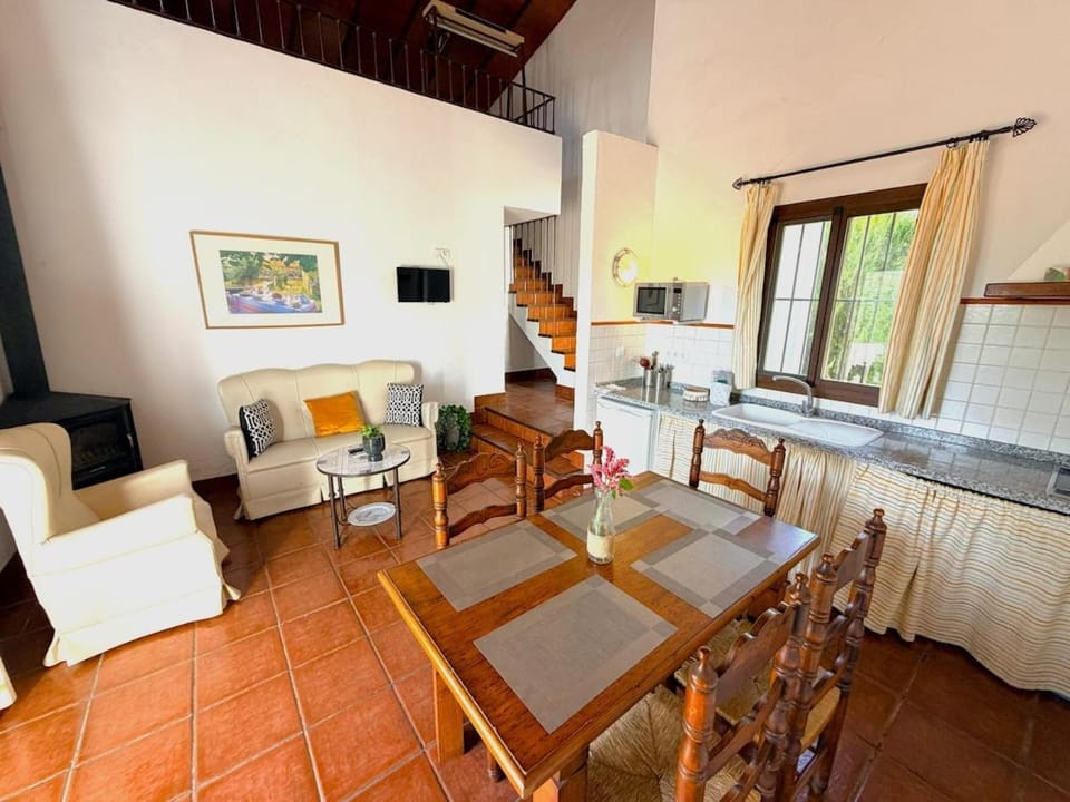 Evans Realty DF - Pernales - Piscina & Padel House in Andalusia