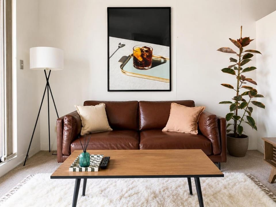 Living room, Decorative detail, Seating area