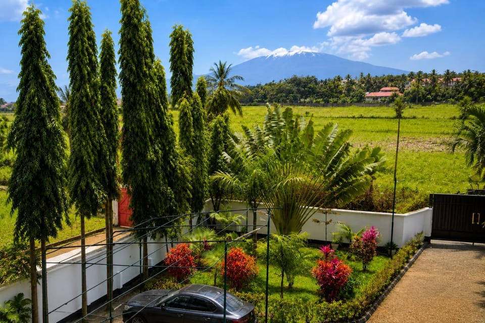 Garden view, Garden view, Mountain view, Mountain view, Parking