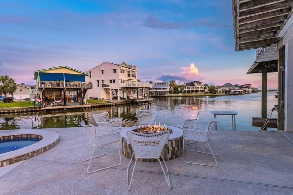 Canal Front Jamaica Beach Home with Heated Pool Bunk Room Sleeps 11 House in Jamaica Beach
