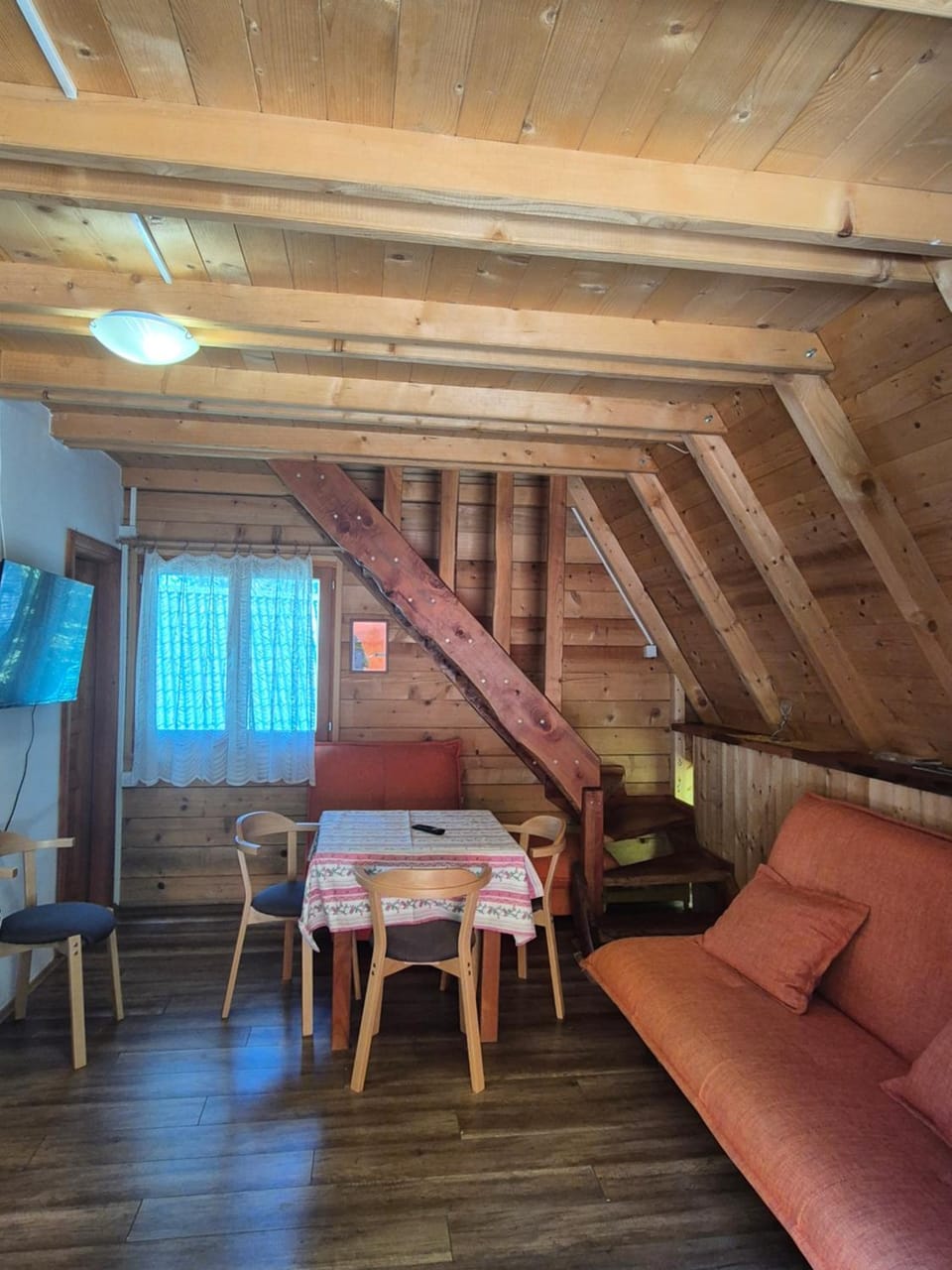 Living room, Dining area