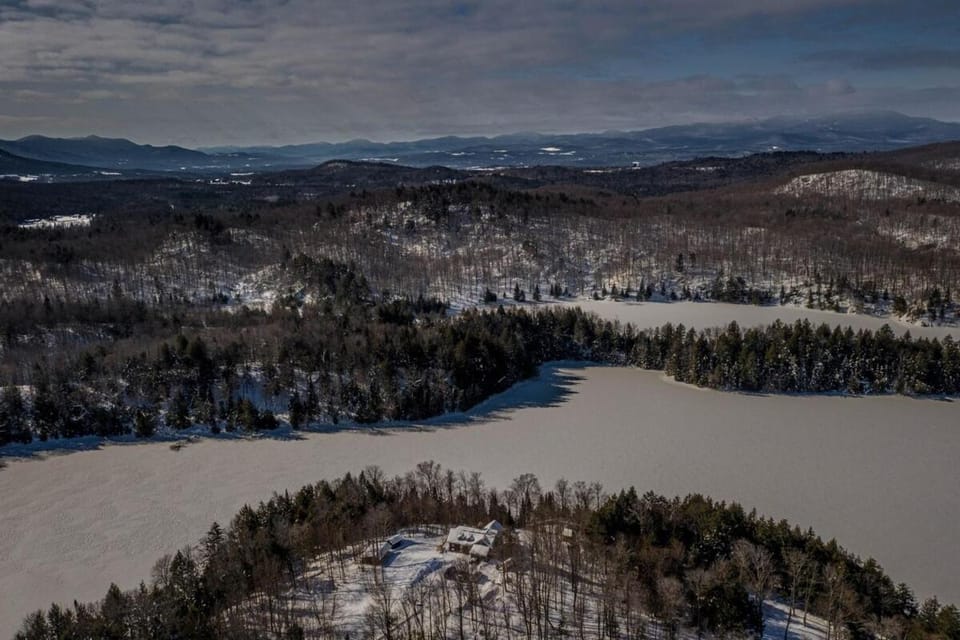 Secluded 3-bedroom log home that borders VT state park Chalet in Hyde Park