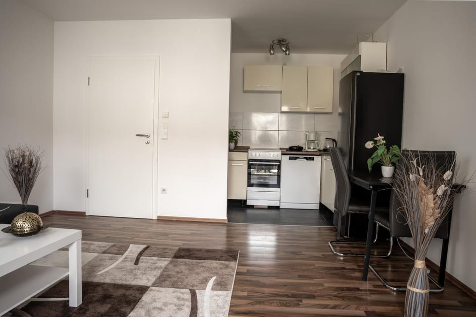 Kitchen or kitchenette, dishwasher, kitchen