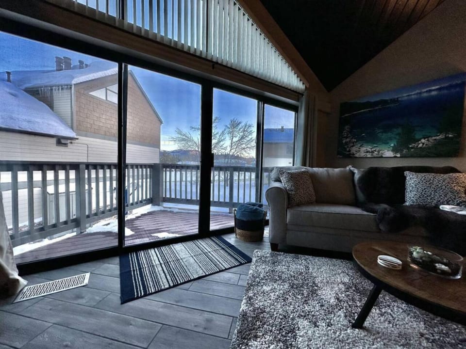 Tahoe Keys Loft Condo Garage Near Casinos and Lake House in South Lake Tahoe