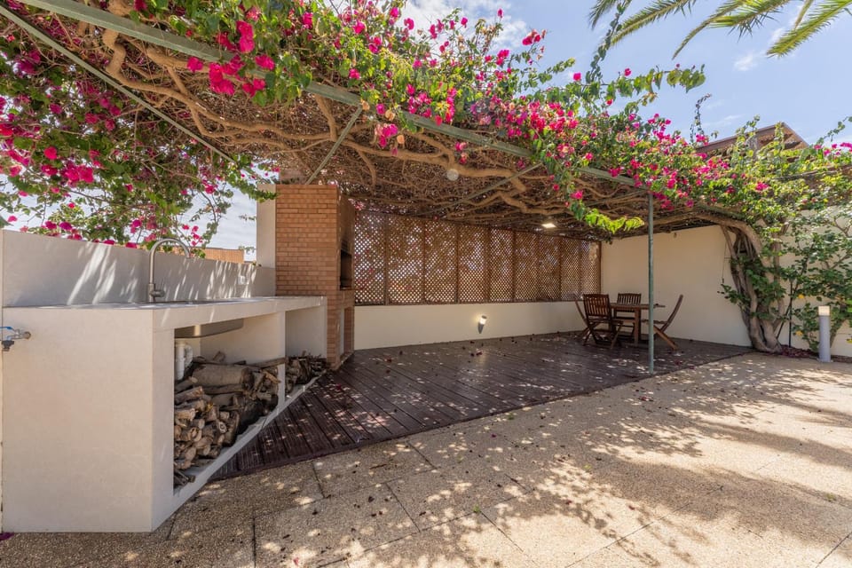 Quinta Ribeiro Salgado - By WeHostMadeira House in Madeira District