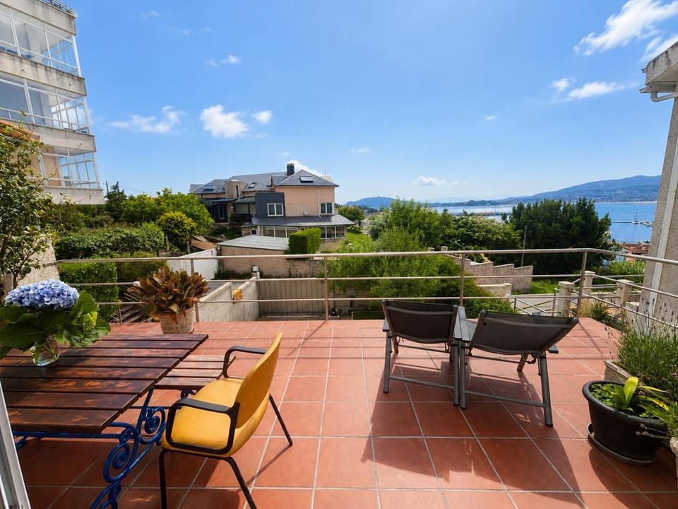 Day, Natural landscape, Balcony/Terrace, Sea view