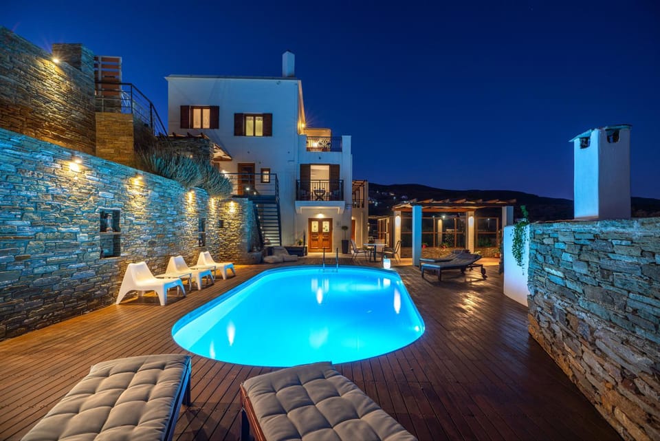 Property building, Swimming pool