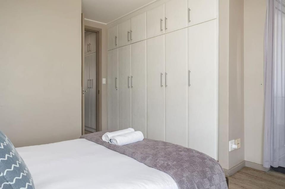 Azure Guesthouse Bed and Breakfast in Dolphin Coast