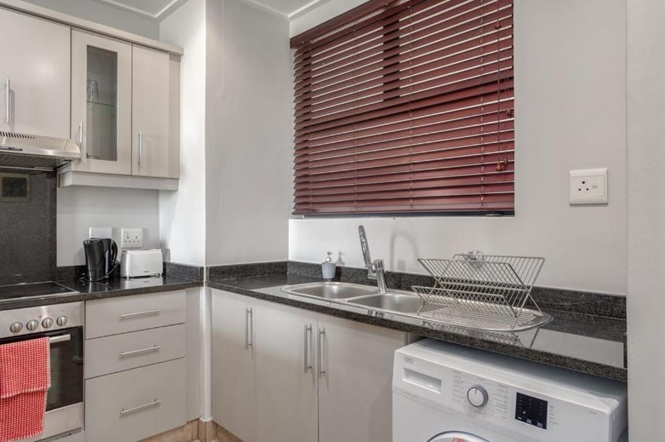 Azure Guesthouse Bed and Breakfast in Dolphin Coast