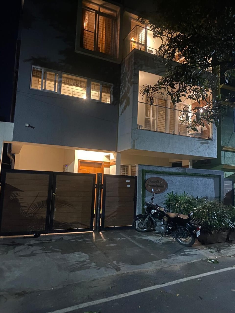 Modern Luxury Fully Furnished 4BHK at Vijayanagar House in Bengaluru