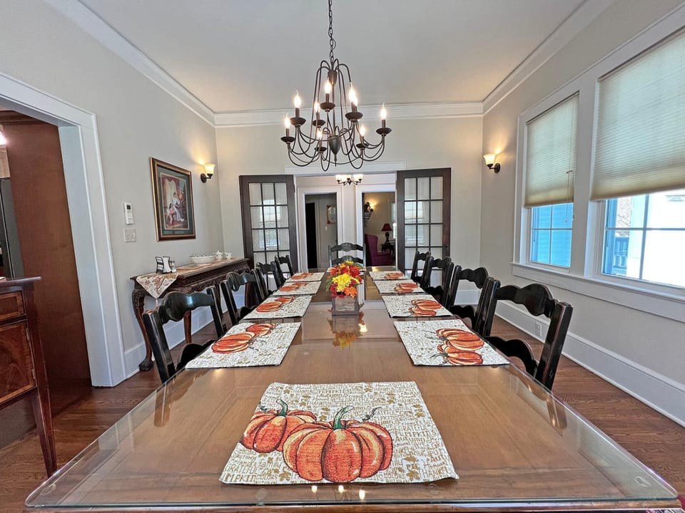 Historic Bryson House Beautifully Restored Historic Home in the Heart of Downtown Bryson City Villa in Bryson City