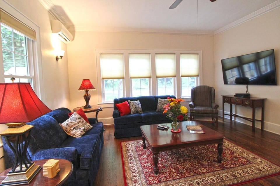 Historic Bryson House Beautifully Restored Historic Home in the Heart of Downtown Bryson City Villa in Bryson City