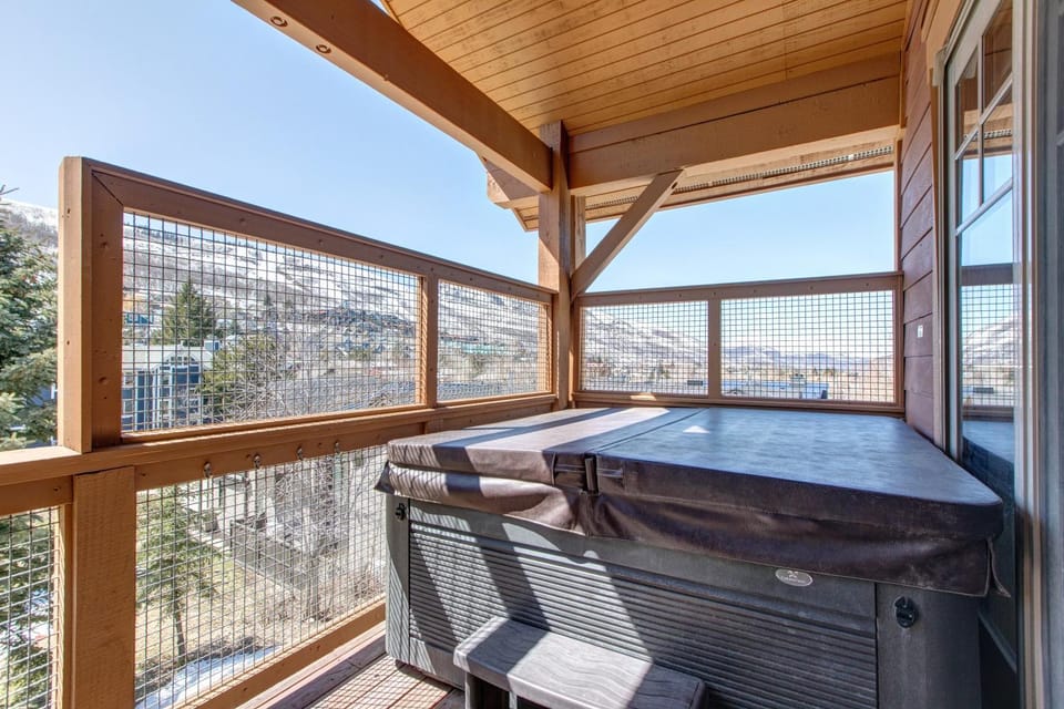 Town Pointe B205 by Park City Lodging Apartment in Park City