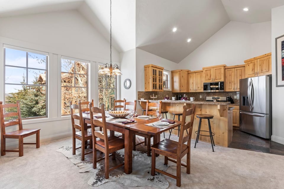 Town Pointe B205 by Park City Lodging Apartment in Park City