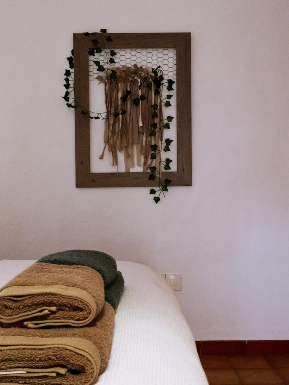 Bed, Decorative detail