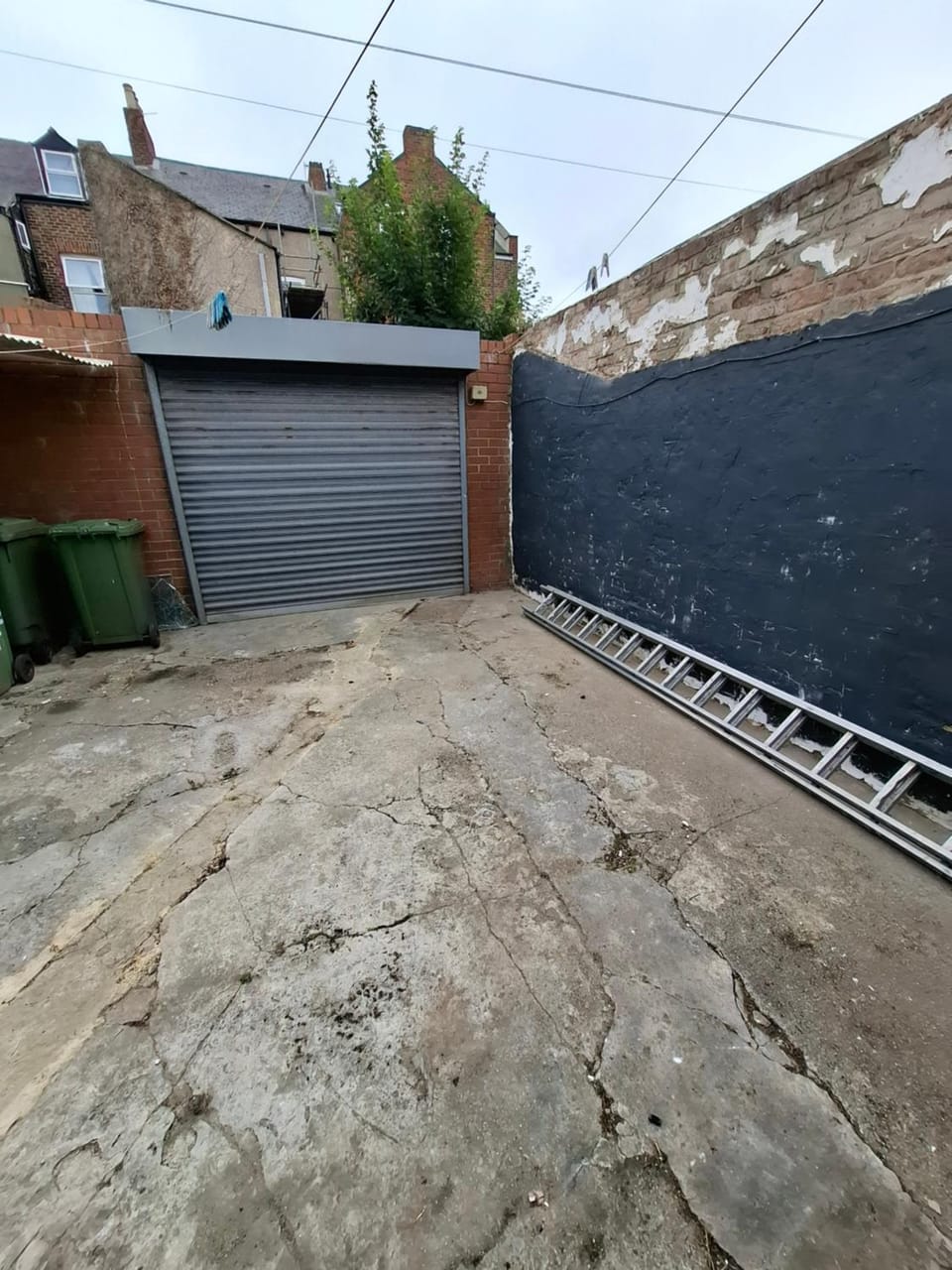Alice Place 4BR WiFi free parking smart tv House in Sunderland
