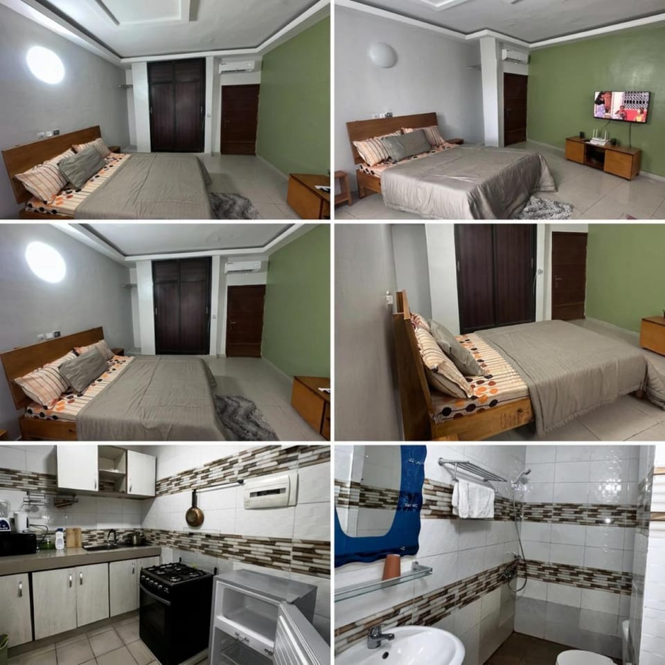Kitchen or kitchenette, Photo of the whole room