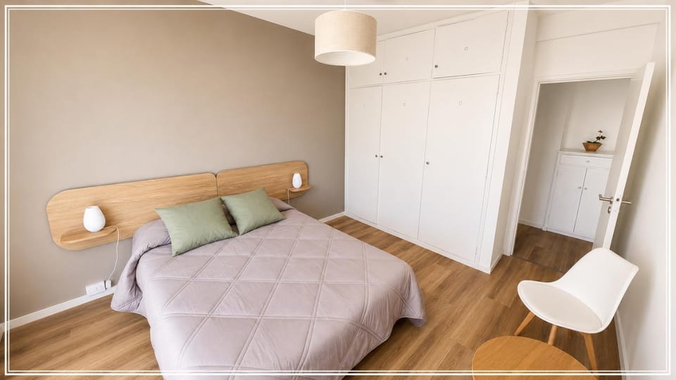 Bed, Photo of the whole room, Bedroom, wardrobe