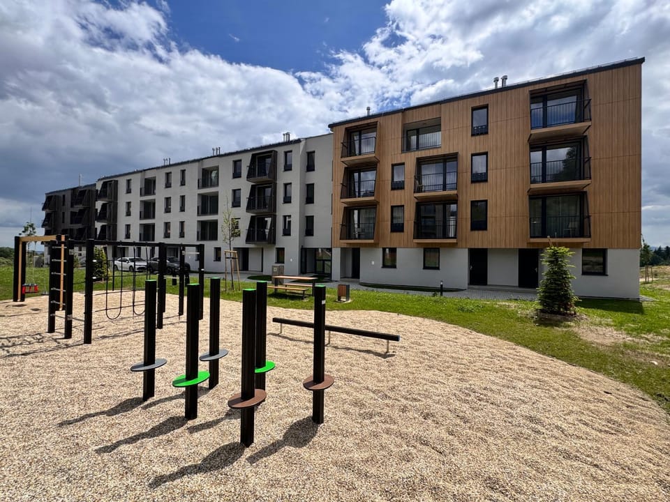 Day, Children play ground