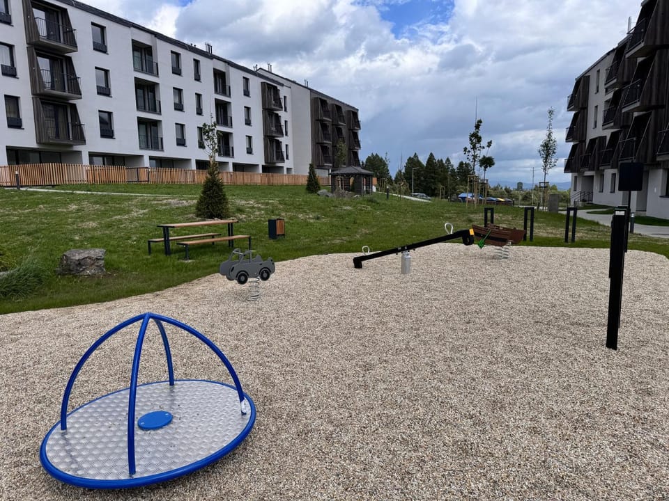 Day, Children play ground