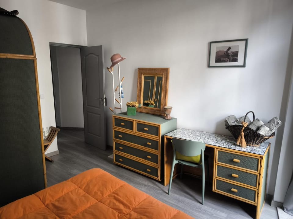 Historic Downtown II Apartment in Vila Real
