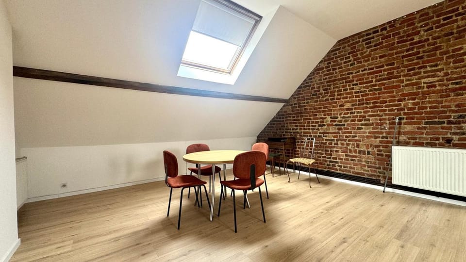 Le 32 - Entre Louvre & Bollaert Apartment in Lens