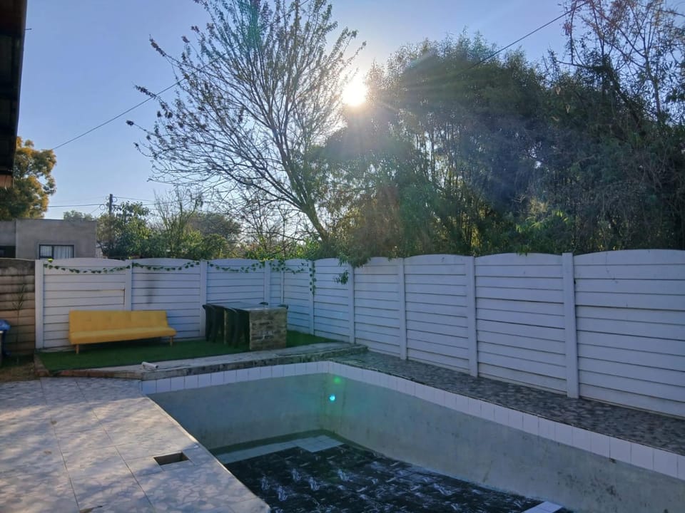 Cooperville 1 Bed and Breakfast in North West, South Africa