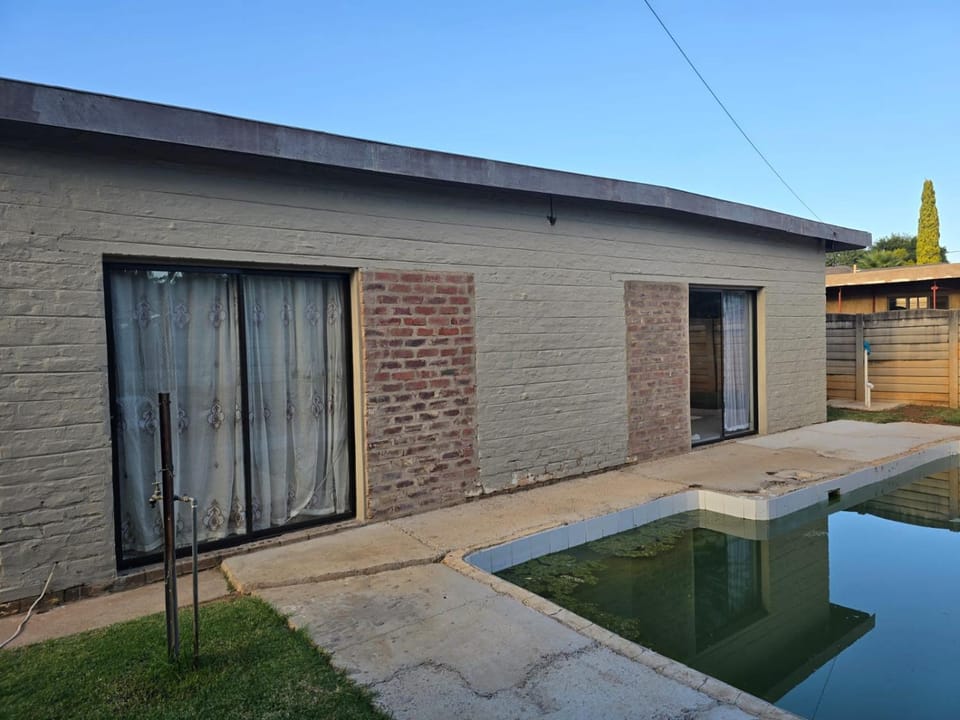 Cooperville 1 Bed and Breakfast in North West, South Africa