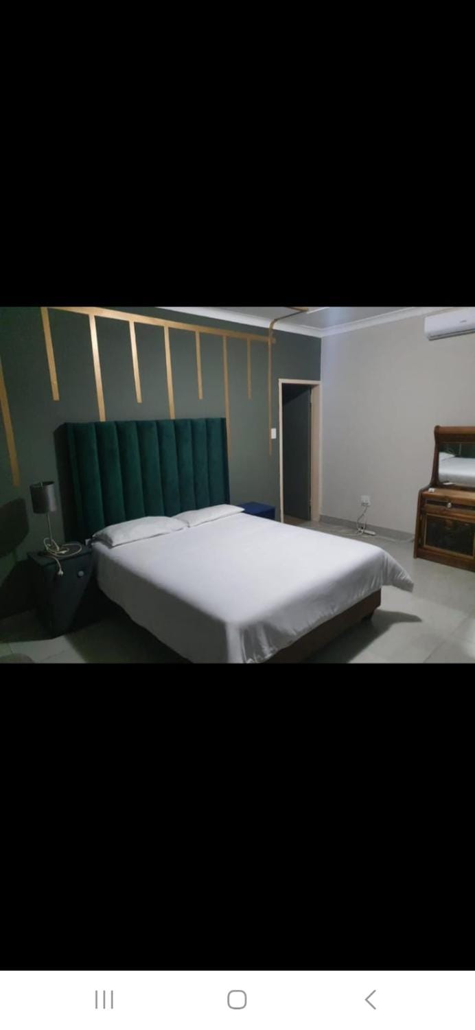 Cooperville 1 Bed and Breakfast in North West, South Africa