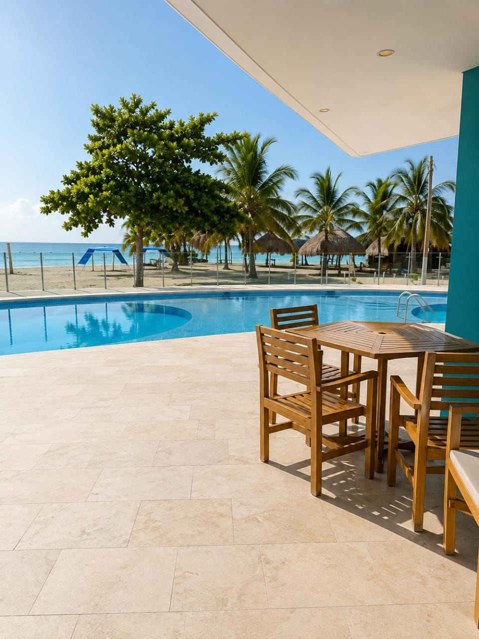Beach, Swimming pool