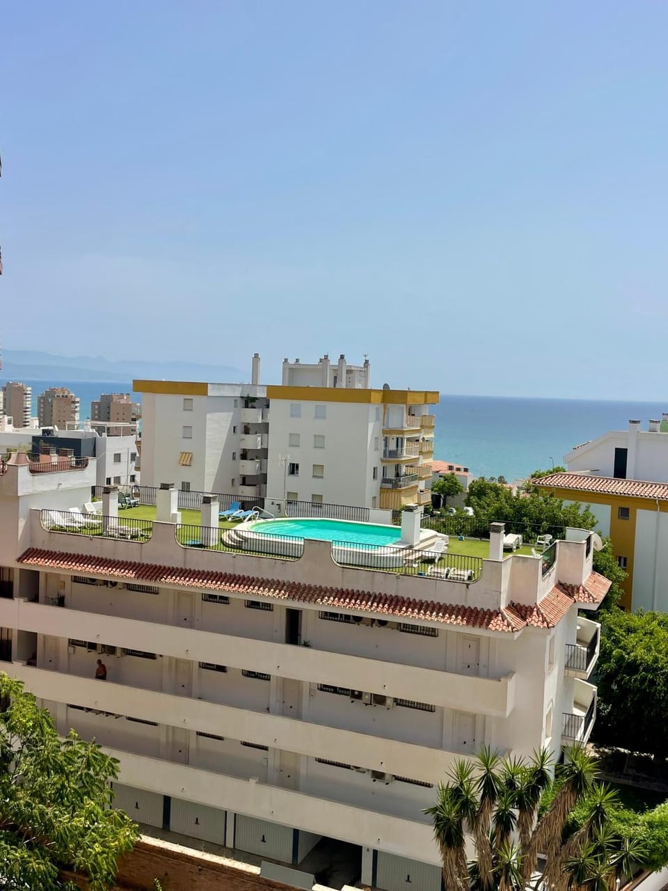 City view, Sea view